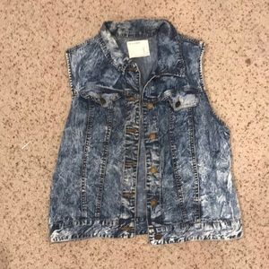 Acid wash denim vest
